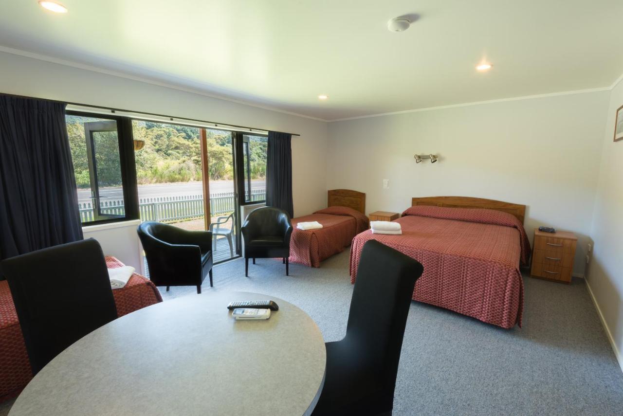 Oasis Motel & Holiday Park Turangi Exterior photo